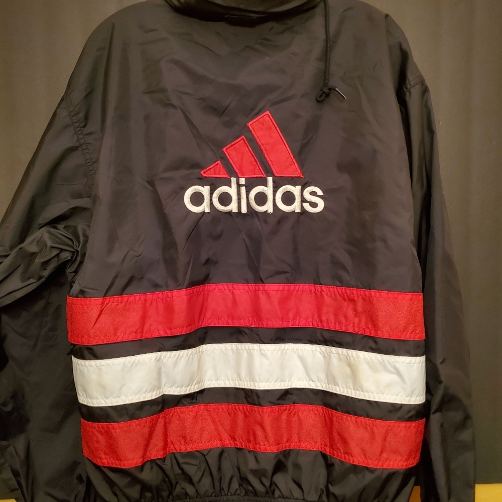 Vintage 90's Adidas brand mens windbreaker medium
